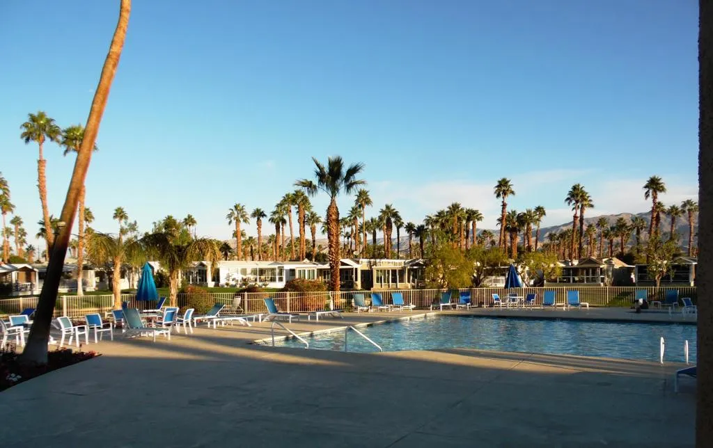 Community pool 4