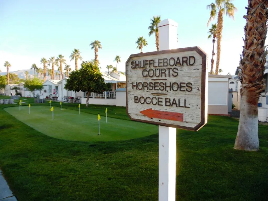 community shot games sign