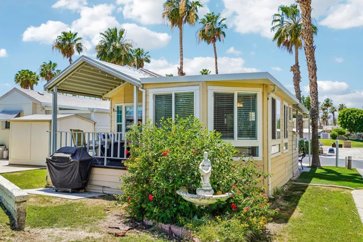 26-web-or-mls-Avenue 44-S1905-026