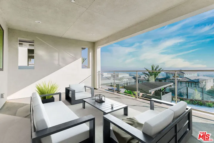 Master Balcony