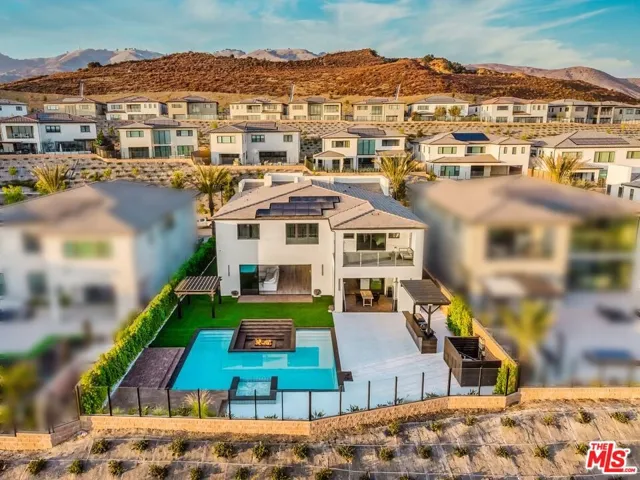 11811 N Greenwood Drive, Porter Ranch, California 91326