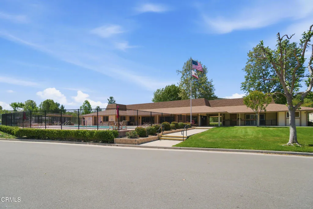 34_clubhouse