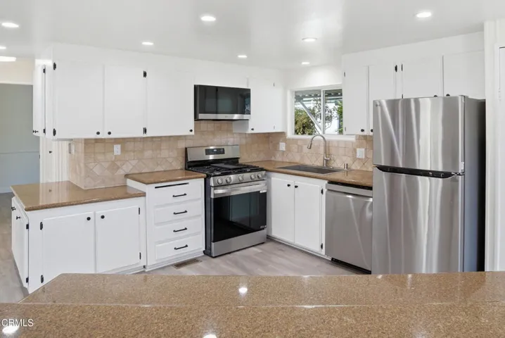 13_kitchen