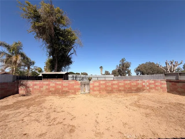 21225 S Feland, Riverdale, California 93656