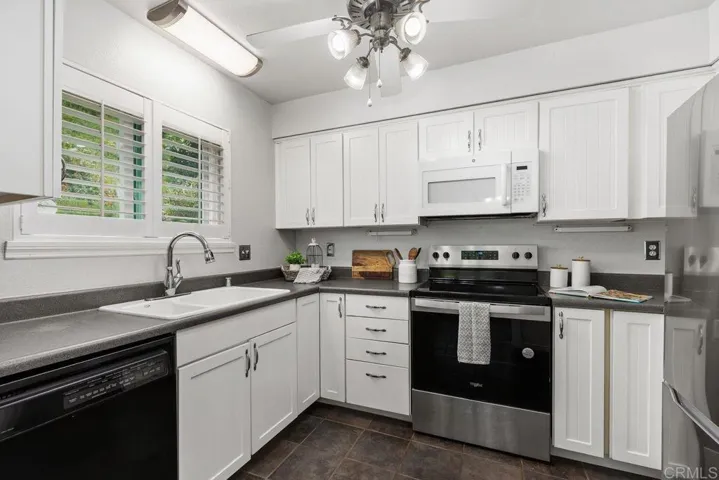 4402 Shearwater Way, Oceanside, California 92057