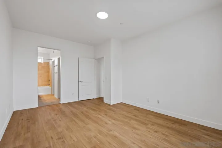 6203 Verda, San Diego, California 92130