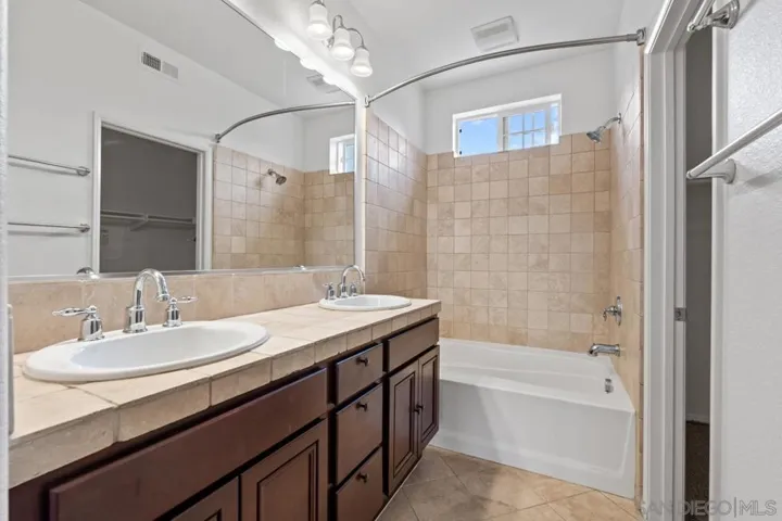 6203 Verda, San Diego, California 92130