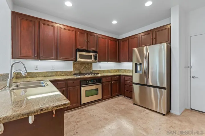 6203 Verda, San Diego, California 92130