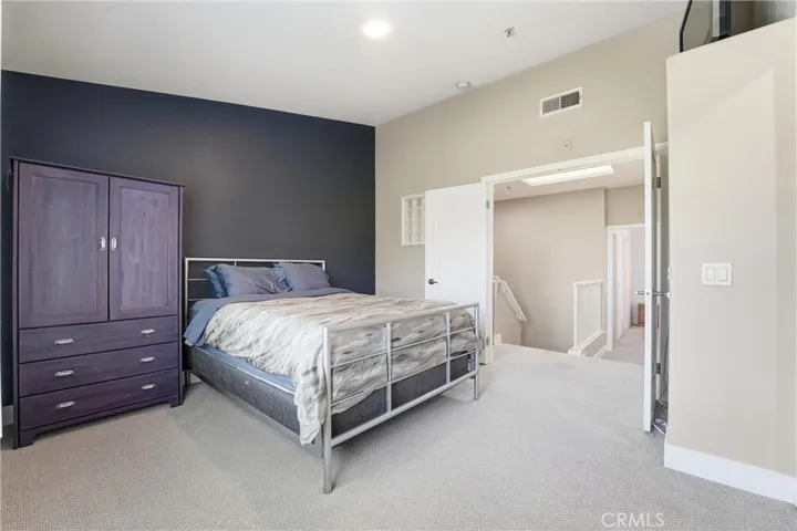 spacious ensuite