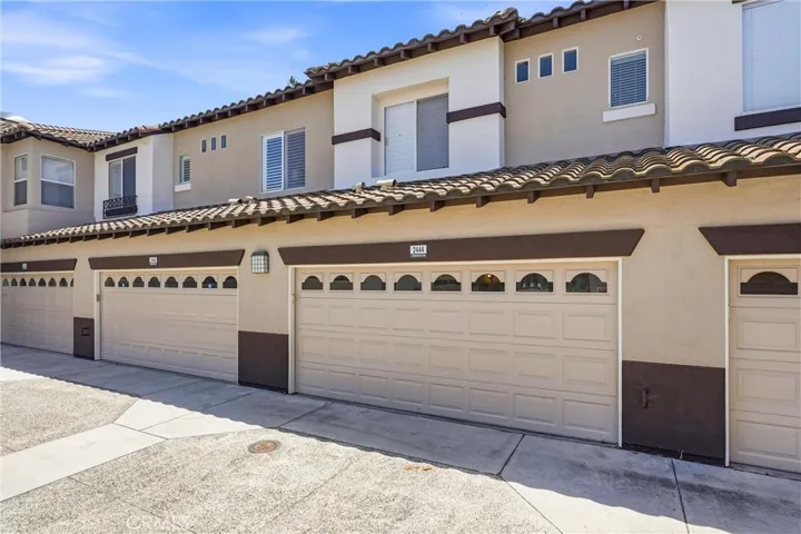 2 car garage