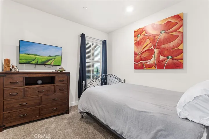 Secondary bedroom 1