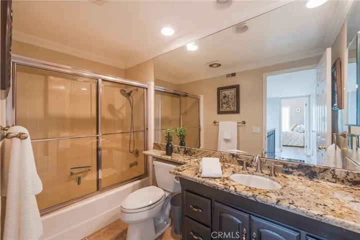 Updated guest bath with oversize vanity