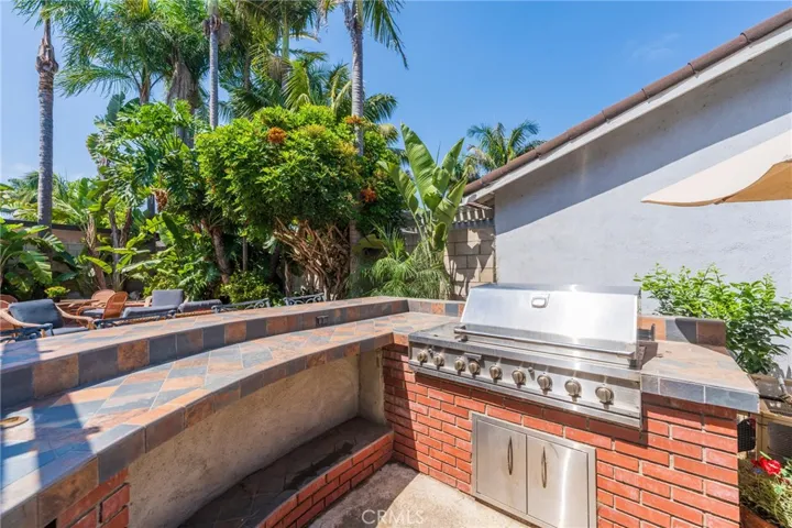 Built-in BBQ and outdoor entertaining area