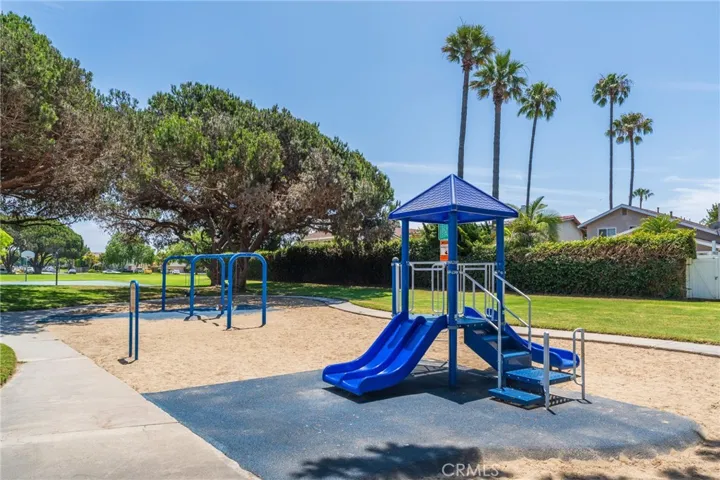 10488 Sioux River, Fountain Valley, California 92708