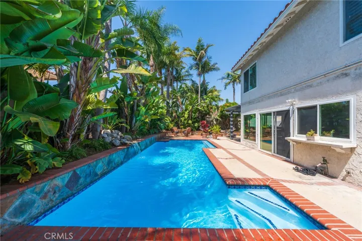 10488 Sioux River, Fountain Valley, California 92708