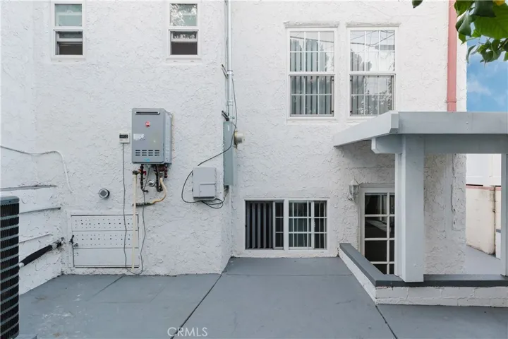 729 Glenmore Boulevard, Glendale, California 91206