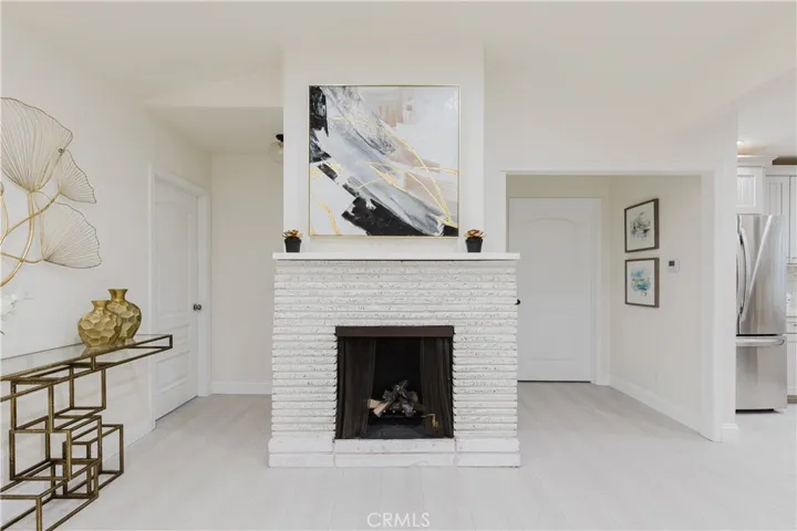 729 Glenmore Boulevard, Glendale, California 91206