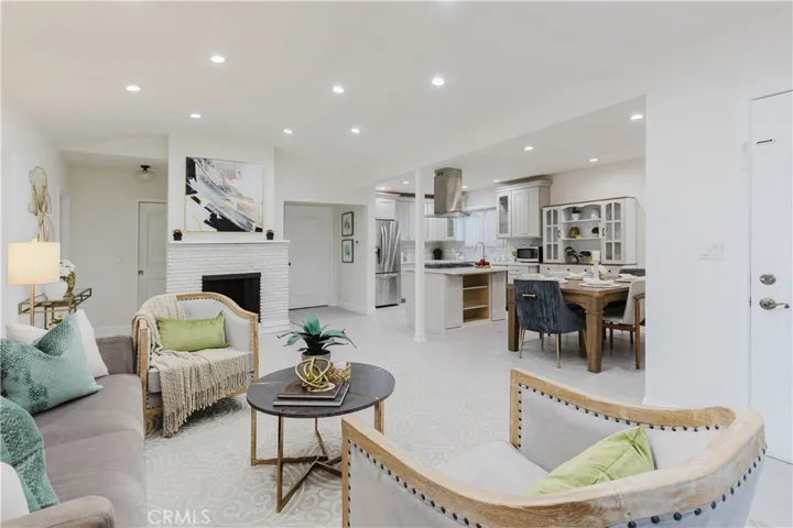 729 Glenmore Boulevard, Glendale, California 91206