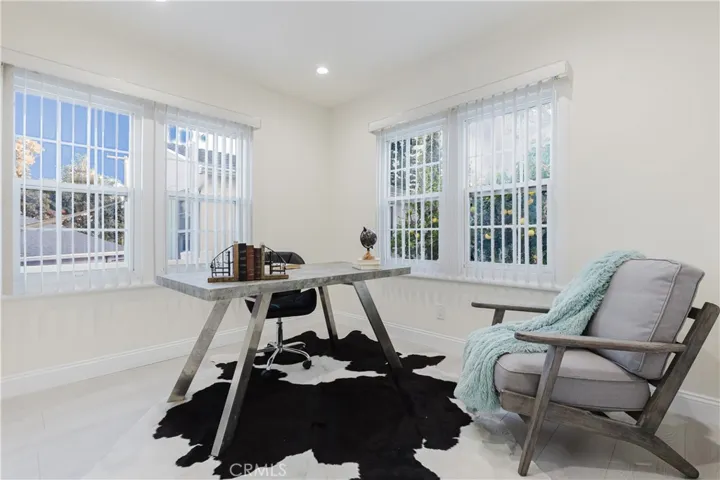 729 Glenmore Boulevard, Glendale, California 91206