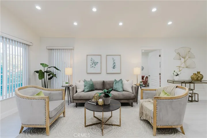 729 Glenmore Boulevard, Glendale, California 91206