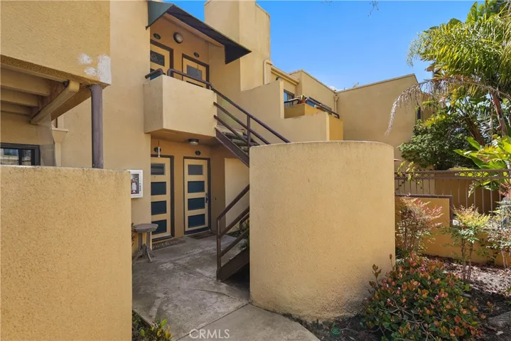 25712 Le Parc 21, Lake Forest, California 92630