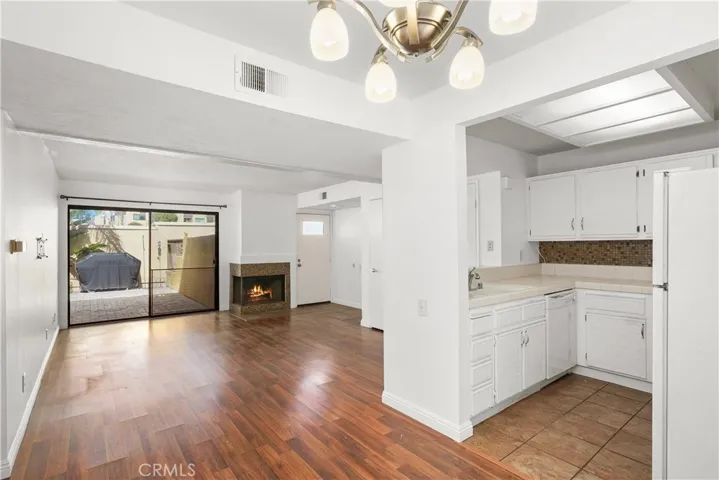 25712 Le Parc 21, Lake Forest, California 92630
