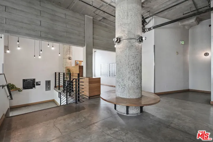 330 W 11th Street 306, Los Angeles, California 90015