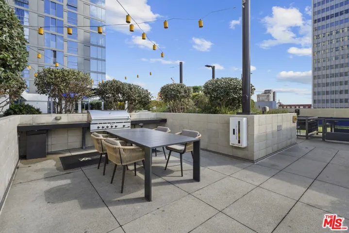 330 W 11th Street 306, Los Angeles, California 90015