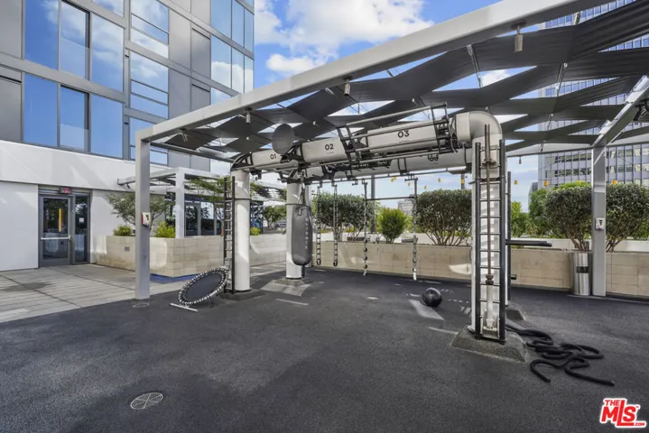 330 W 11th Street 306, Los Angeles, California 90015