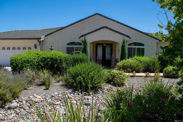 2521 Ralls Street, Fallbrook, California 92028