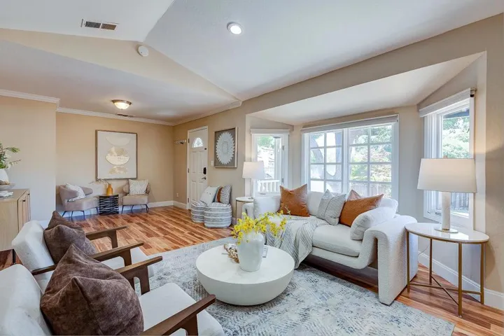 1018 Hazel Avenue, Campbell, California 95008