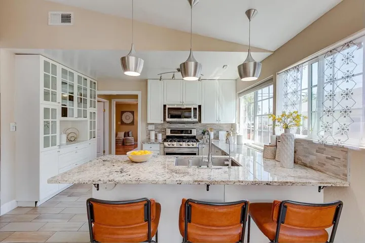 1018 Hazel Avenue, Campbell, California 95008