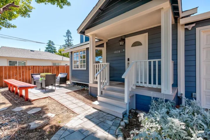 1018 Hazel Avenue, Campbell, California 95008