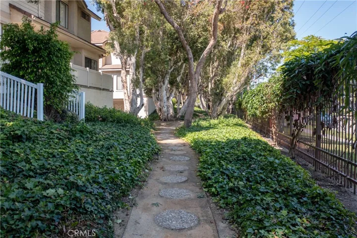 2595 Plaza Del Amo 424, Torrance, California 90503