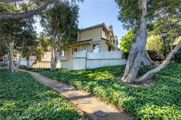 2595 Plaza Del Amo 424, Torrance, California 90503