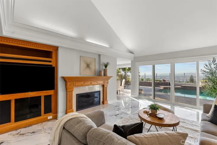 4413 E Valley Gate, Anaheim, California 92807