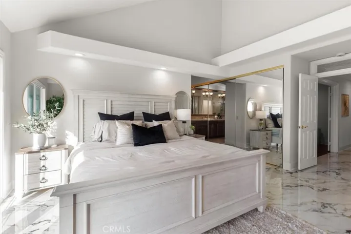 4413 E Valley Gate, Anaheim, California 92807
