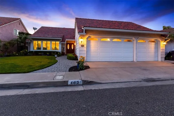 4413 E Valley Gate, Anaheim, California 92807