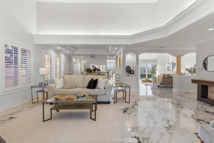 4413 E Valley Gate, Anaheim, California 92807