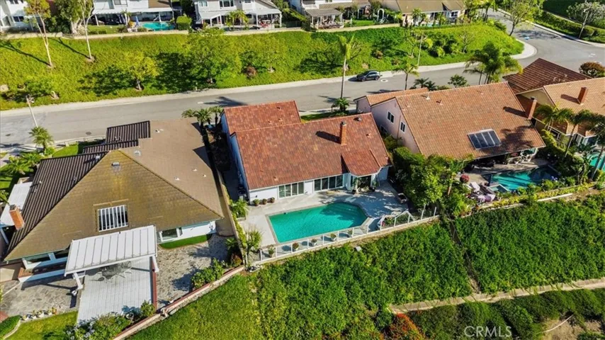 4413 E Valley Gate, Anaheim, California 92807