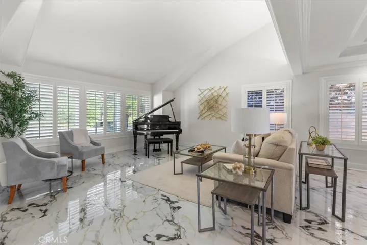 4413 E Valley Gate, Anaheim, California 92807