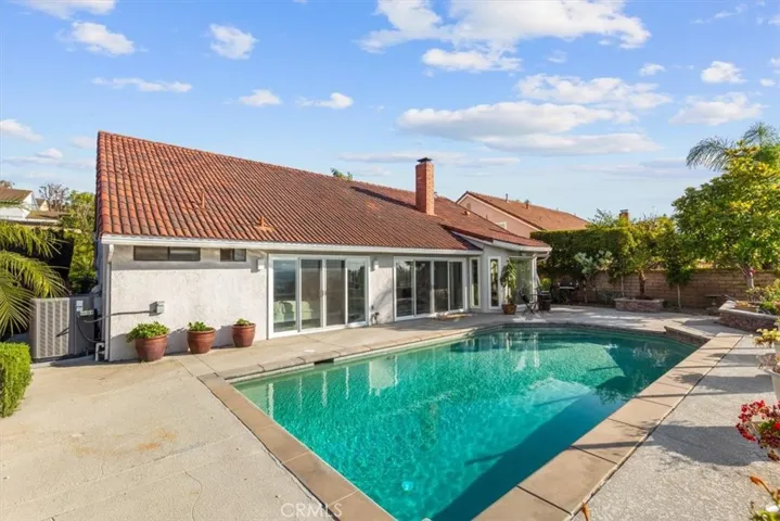 4413 E Valley Gate, Anaheim, California 92807