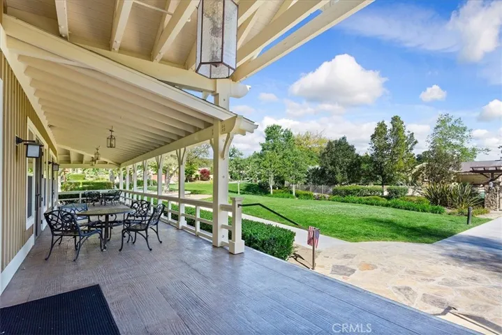 HOA outdoor area