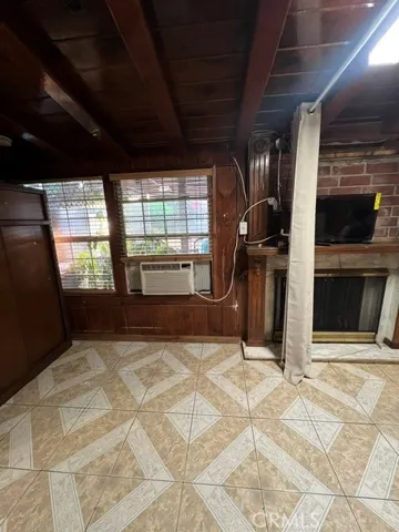 8139 Radford, North Hollywood, California 91605