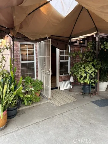 8139 Radford, North Hollywood, California 91605