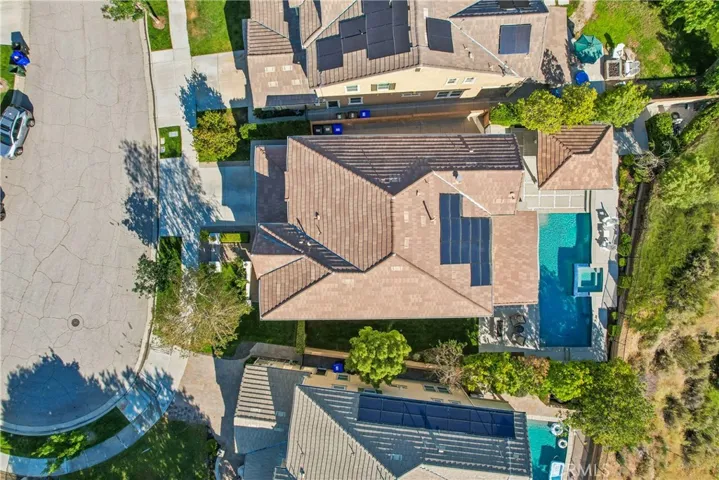 22462 Plantation Court, Saugus, California 91350