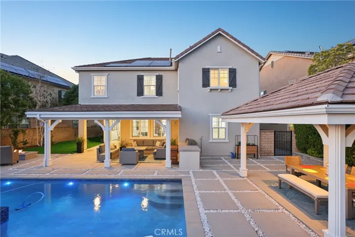 22462 Plantation Court, Saugus, California 91350