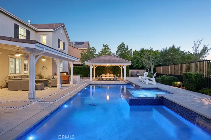 22462 Plantation Court, Saugus, California 91350