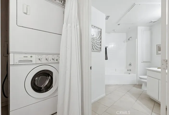 13075 Pacific Promenade Place 115, Playa Vista, California 90094