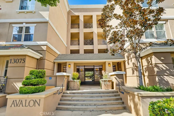 13075 Pacific Promenade Place 115, Playa Vista, California 90094